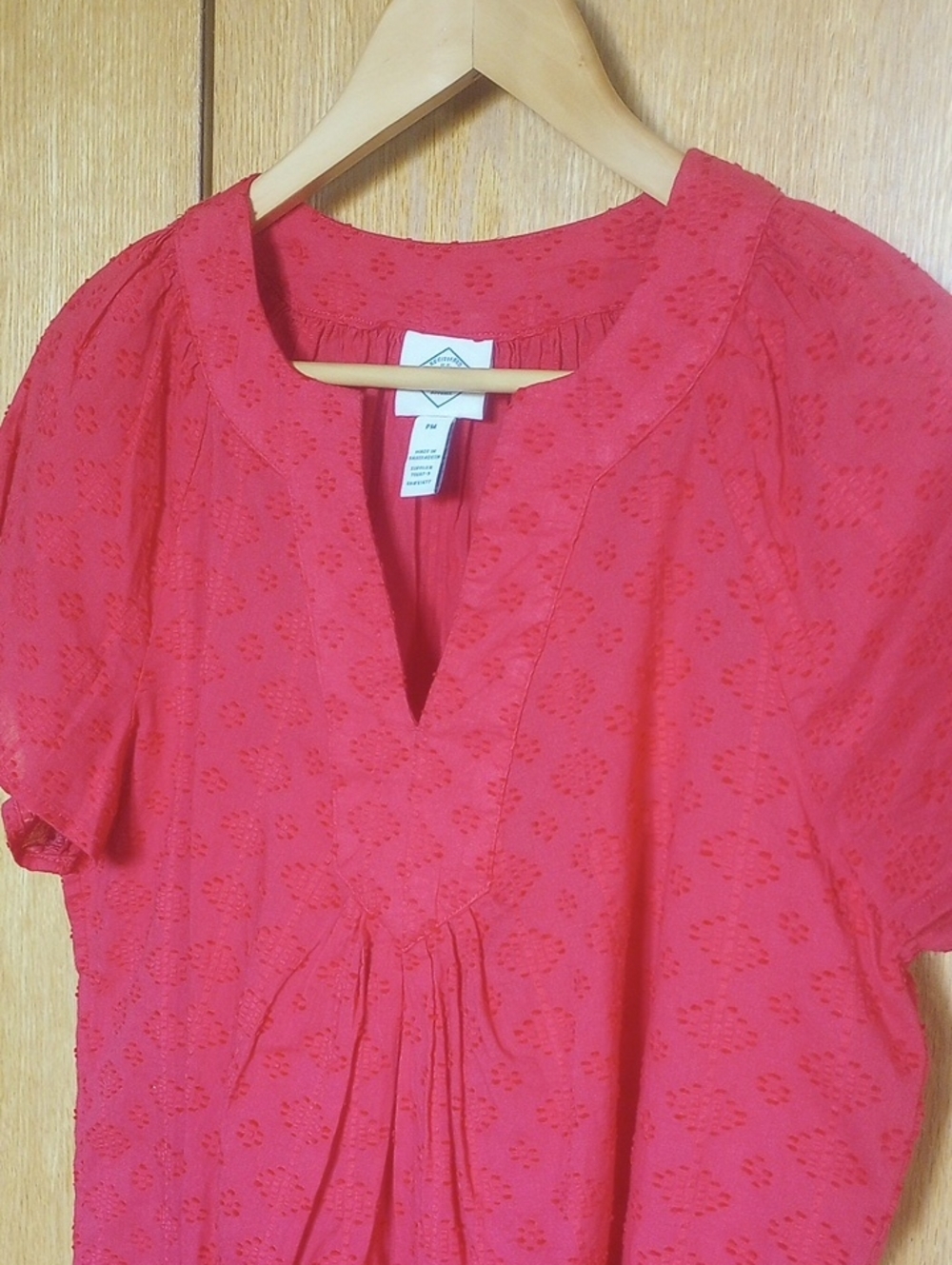 Red Cotton Textured Top - Picture 2 of 8
